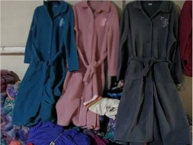 เสื้อคลุมอาบน้ำยาวนุ่มอบอุ่นสำหรับผู้หญิง